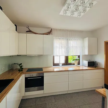 Am Nuerburgring Apartment Hirten