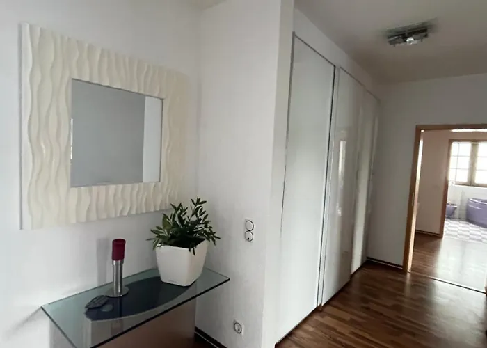 Am Nuerburgring דירה *